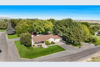 2176 Road 17.7 NW, Ephrata, WA 98823 - Photo 1