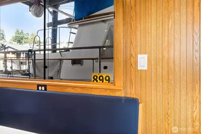 2401 N Northlake Way, Seattle, WA 98103 - Photo 15