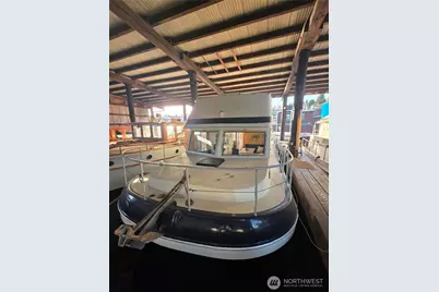 2401 N Northlake Way, Seattle, WA 98103 - Photo 11