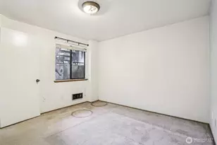 12044 96th Ave NE, Kirkland, WA 98034 - Photo 7