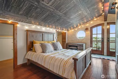 1811 Bay Street, Port Orchard, WA 98366 - Photo 23