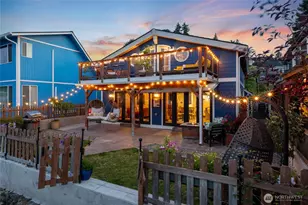 1811 Bay St, Port Orchard, WA 98366 - Photo 3