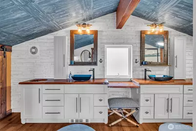 1811 Bay Street, Port Orchard, WA 98366 - Photo 27