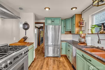 1811 Bay Street, Port Orchard, WA 98366 - Photo 11