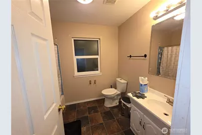 1425 S 56th St, Tacoma, WA 98408 - Photo 3