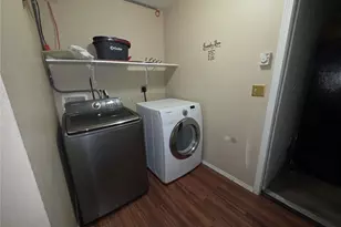 1425 S 56th St, Tacoma, WA 98408 - Photo 9