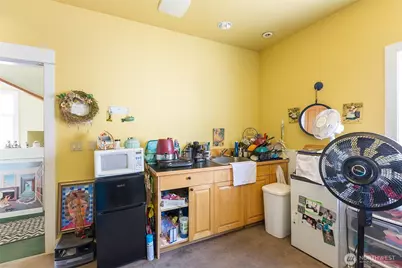 625 Tyler Street, Port Townsend, WA 98368 - Photo 25