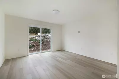 1032 4 Guard Street, Friday Harbor, WA 98250 - Photo 3