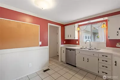 1717 E Street, Lynden, WA 98264 - Photo 7