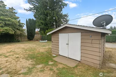 1717 E Street, Lynden, WA 98264 - Photo 31