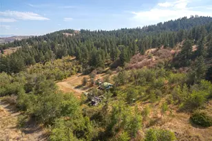 653B Ellemeham Mountain Rd, Oroville, WA 98844 - Photo 21