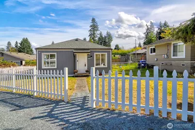 6611 Commercial Avenue #3, Everett, WA 98203 - Photo 1