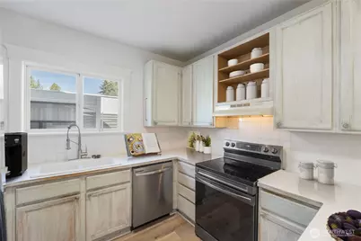 9113 Wildwood Avenue SW, Lakewood, WA 98498 - Photo 15