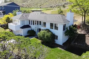 301 Canyon Pl, Wenatchee, WA 98801 - Photo 1