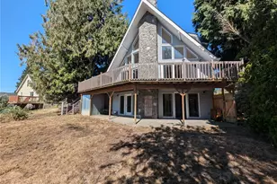 1306 Mt Brynion St, Kelso, WA 98626 - Photo 3