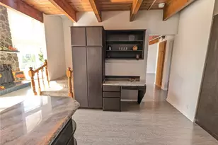 1306 Mt Brynion St, Kelso, WA 98626 - Photo 7