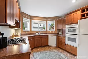 3712 W 12th St, Anacortes, WA 98221 - Photo 11