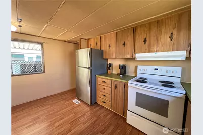 2522 Old Hwy 99 South Road #3, Mount Vernon, WA 98273 - Photo 9