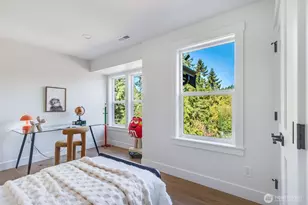 10661 Forbes Creek Dr, Kirkland, WA 98033 - Photo 27