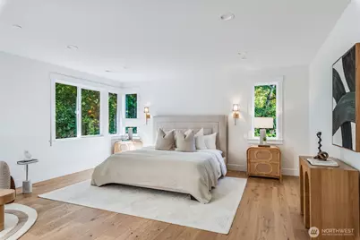 10661 Forbes Creek Drive, Kirkland, WA 98033 - Photo 19