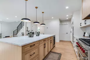 10661 Forbes Creek Dr, Kirkland, WA 98033 - Photo 9