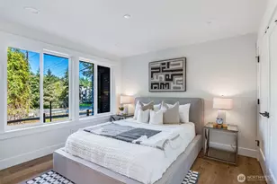 10661 Forbes Creek Dr, Kirkland, WA 98033 - Photo 35