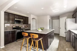 930 Cove View Cir, Oak Harbor, WA 98277 - Photo 9