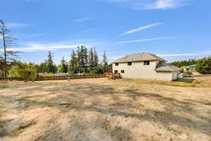 930 Cove View Cir, Oak Harbor, WA 98277 - Photo 37