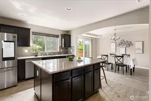 930 Cove View Cir, Oak Harbor, WA 98277 - Photo 11