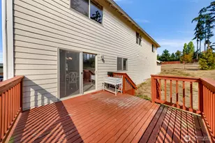 930 Cove View Cir, Oak Harbor, WA 98277 - Photo 33