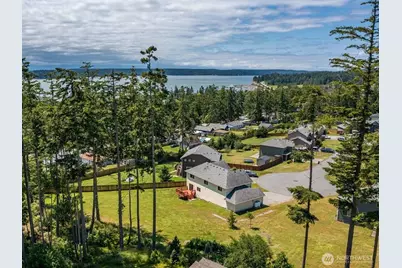 930 Cove View Circle, Oak Harbor, WA 98277 - Photo 39