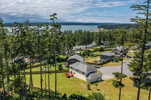 930 Cove View Cir, Oak Harbor, WA 98277 - Photo 39
