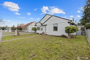 1218 H St, Auburn, WA 98002 - Photo 3