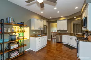 6006 Osprey Cir, Bremerton, WA 98312 - Photo 11