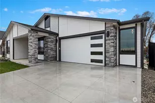 728 Blaine St, Steilacoom, WA 98388 - Photo 11