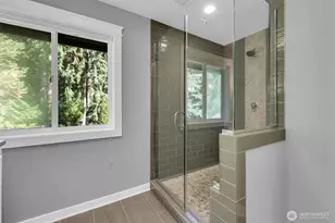 20021 NE 194th St, Woodinville, WA 98077 - Photo 25