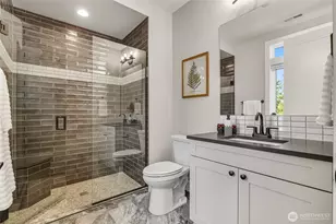 15525 NE 60th St, Redmond, WA 98052 - Photo 19