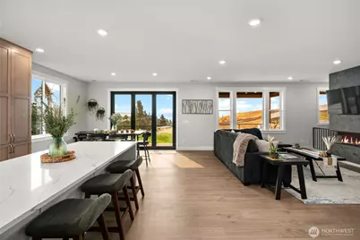 838 Autumn Crest Drive, Wenatchee, WA 98801 - Photo 7