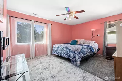 1105 9th Avenue #B, Milton, WA 98354 - Photo 11