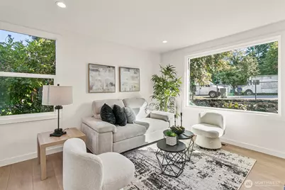 12077 75th Avenue S, Seattle, WA 98178 - Photo 9