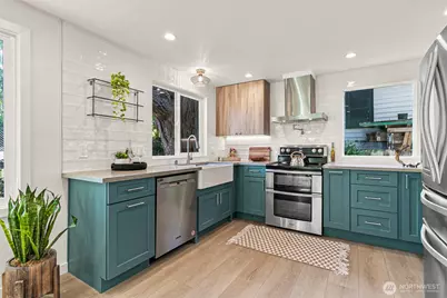 12077 75th Avenue S, Seattle, WA 98178 - Photo 13