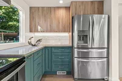 12077 75th Avenue S, Seattle, WA 98178 - Photo 15