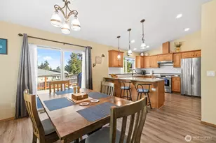 2439 W 12th St, Port Angeles, WA 98363 - Photo 11