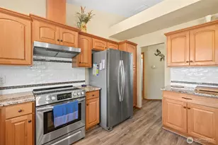 2439 W 12th St, Port Angeles, WA 98363 - Photo 17