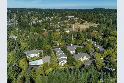 19230 Forest Park Drive NE #J131, Lake Forest Park, WA 98155 - Photo 37