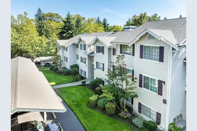 19230 Forest Park Drive NE #J131, Lake Forest Park, WA 98155 - Photo 3
