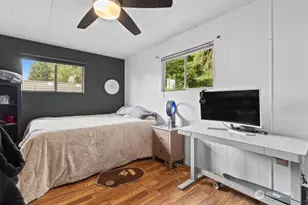 15708 81st St E, Puyallup, WA 98372 - Photo 9