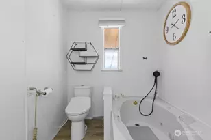 15708 81st St E, Puyallup, WA 98372 - Photo 11