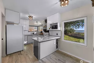 1428 Peace Portal Dr, Blaine, WA 98230 - Photo 17