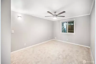 2400 E Howell Street #G, Seattle, WA 98122 - Photo 25